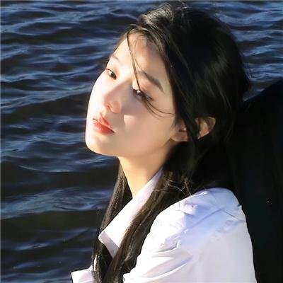群莺乱飞